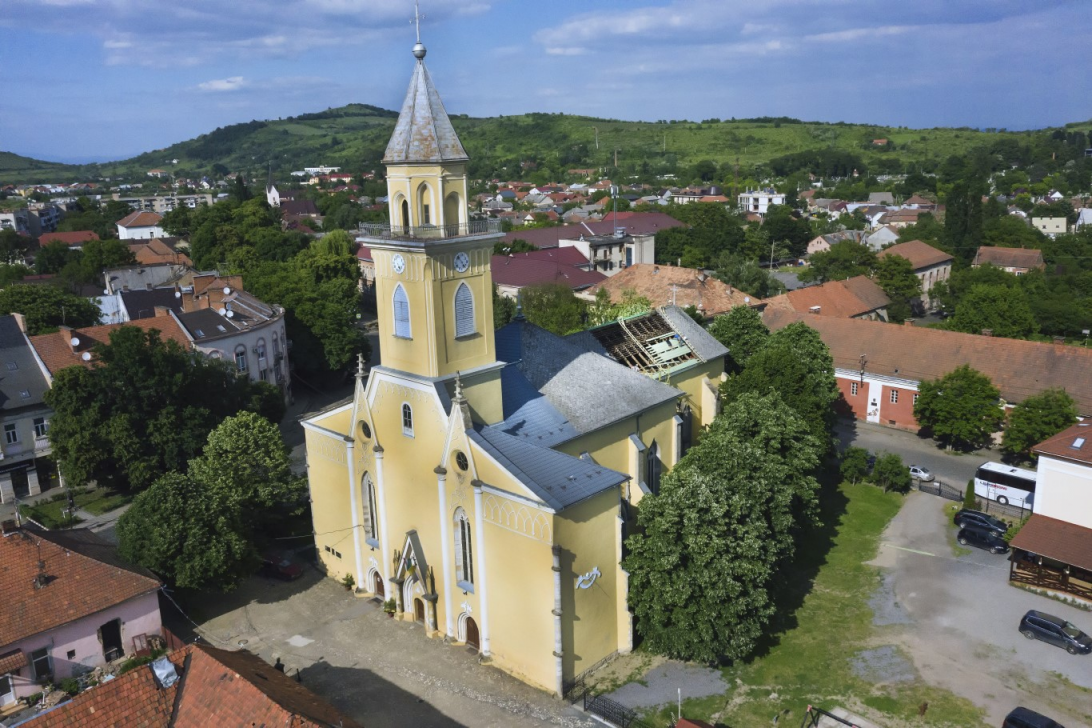 Церкви, як пам’ятки релігійного та історичного життя регіону